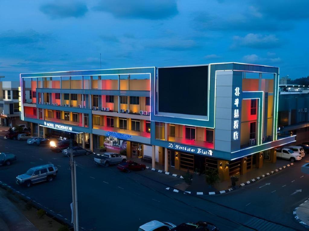 D North Star Hotel & Spa Sandakan Bagian luar foto
