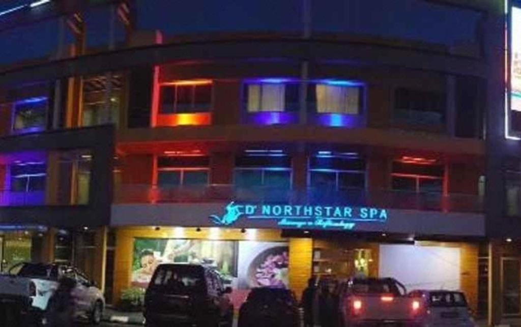 D North Star Hotel & Spa Sandakan Bagian luar foto