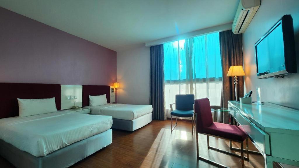 D North Star Hotel & Spa Sandakan Bagian luar foto